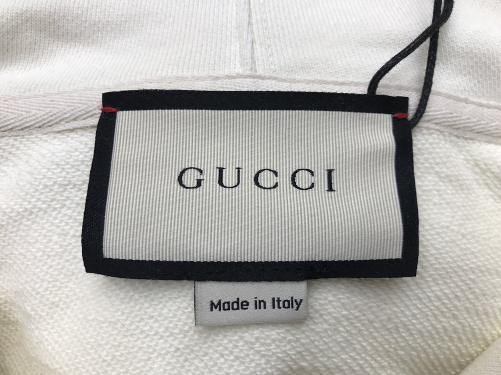 Gucc*